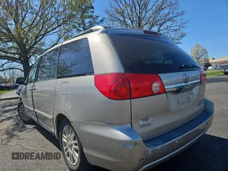 2007 Toyota Sienna XLE with VIN 5TDZK22C87S050091, listed as a Copart auction lot 52542305 with 253,341 mi miles and Clean Title. Bid and sale history available at carsss.com. Image 3.