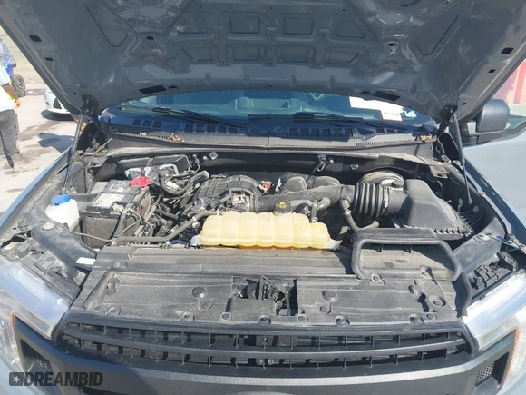 2019 Ford F-150 XL with VIN 1FTMF1CB1KKD81741, listed as a IAAI auction lot 41783806 with 46,978 mi miles. Bid and sale history available at carsss.com. Image 10.