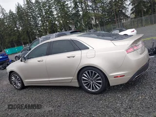 2017 Lincoln MKZ Select with VIN 3LN6L5C9XHR657825, listed as a IAAI auction lot 41950371 with 47,637 mi miles. Bid and sale history available at carsss.com. Image 15.