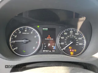 2017 Mitsubishi Outlander GT z VIN JA4JZ4AX6HZ044440, wystawiony jako Copart lot #54832955 z przebiegiem 97 467 mil mil oraz Szkoda całkowita • Salvage title. Historia ofert i sprzedaży dostępna na DreamBid. Obrazek 9.