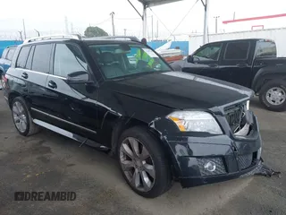2010 Mercedes-Benz GLK 350 with VIN WDCGG5GB4AF419900, listed as a IAAI auction lot 41809340 with 149,329 mi miles and . Bid and sale history available at DreamBid. Image 1.