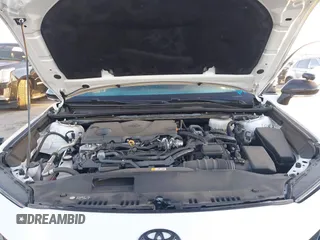 2025 Toyota Camry LE z VIN 4T1DAACK0SU012643, wystawiony jako IAAI lot #41756342 z przebiegiem 37 693 mil mil oraz . Historia ofert i sprzedaży dostępna na DreamBid. Obrazek 10.
