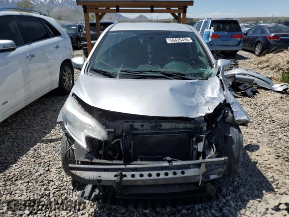2016 Nissan Note S with VIN 3N1CE2CP5GL382223, listed as a Copart auction lot 56426495 with 130,848 mi miles and Salvage title. Bid and sale history available at DreamBid. Image 5.