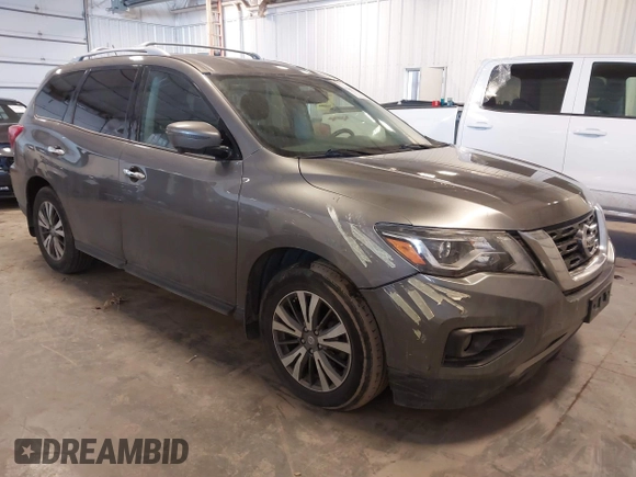 2017 Nissan Pathfinder SV with VIN 5N1DR2MM7HC676161, listed as a IAAI auction lot 41482112 with 105,639 mi miles. Bid and sale history available at carsss.com. Image 1.