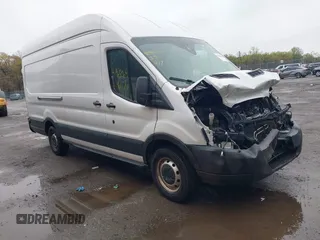 2019 Ford Transit z VIN 1FTBW3XMXKKA04517, wystawiony jako IAAI lot #41968064 z przebiegiem 268 000 mil mil oraz . Historia ofert i sprzedaży dostępna na DreamBid. Obrazek 1.