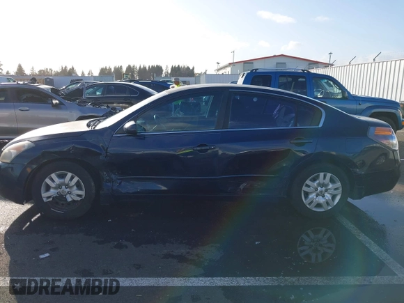 2009 Nissan Altima 2.5 S with VIN 1N4AL21E29N407650, listed as a IAAI auction lot 41647486 with 146,906 mi miles. Bid and sale history available at carsss.com. Image 14.