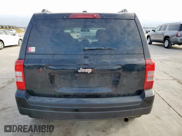 2014 Jeep Patriot Latitude with VIN 1C4NJPFA9ED754607, listed as a Copart auction lot 46094045 with 121,890 mi miles and Clean Title. Bid and sale history available at carsss.com. Image 6.