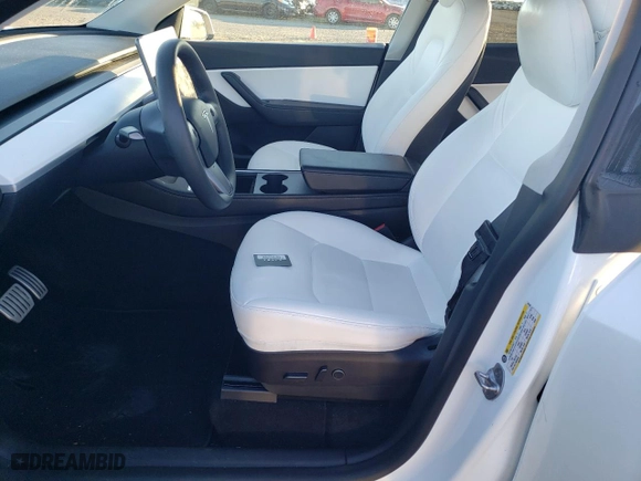 2022 Tesla Model Y Performance with VIN 7SAYGDEF6NF407299, listed as a Copart auction lot 89397165 with 33,773 mi miles and Salvage Title. Bid and sale history available at carsss.com. Image 7.