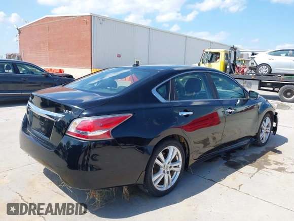2015 Nissan Altima SL with VIN 1N4BL3AP2FC184822, listed as a IAAI auction lot 42510415 with 137,232 mi miles and . Bid and sale history available at DreamBid. Image 4.