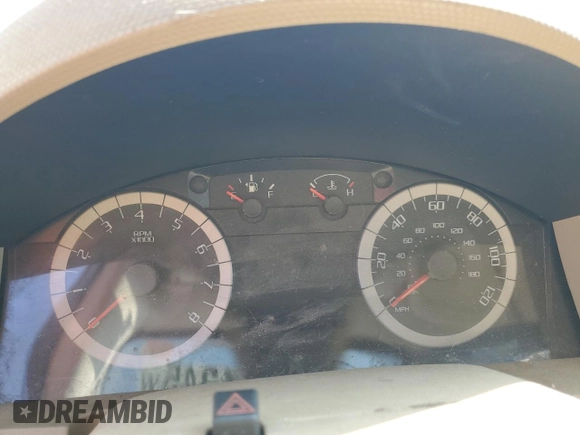 2011 Ford Escape Limited с VIN 1FMCU0E74BKA66030, выставлен на аукционе Copart как лот 62301345 с пробегом Не указан миль и Чистый • Clean title. История ставок и продаж доступна на DreamBid. Изображение 9.