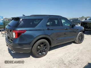 2024 Ford Explorer ST-Line with VIN 1FMSK7KH1RGA17937, listed as a Copart auction lot 75706544 with 2,369 mi miles and Salvage Title. Bid and sale history available at carsss.com. Image 3.