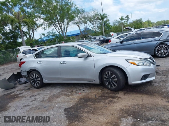 2018 Nissan Altima SR with VIN 1N4AL3AP0JC188288, listed as a IAAI auction lot 41996765 with 86,256 mi miles and . Bid and sale history available at DreamBid. Image 13.