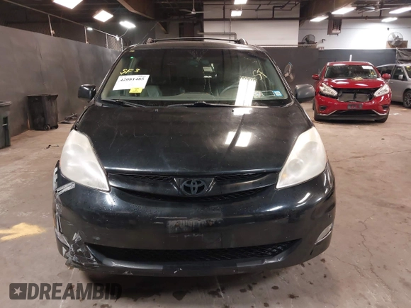 2009 Toyota Sienna XLE with VIN 5TDZK22C19S232024, listed as a IAAI auction lot 42081485 with 179,257 mi miles. Bid and sale history available at carsss.com. Image 12.
