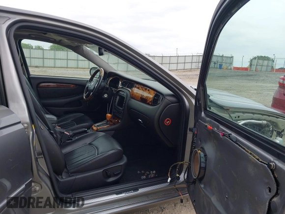 2007 Jaguar X-Type z VIN SAJWA51A17WJ07837, wystawiony jako IAAI lot #42166665 z przebiegiem 74 297 mil mil oraz . Historia ofert i sprzedaży dostępna na DreamBid. Obrazek 5.