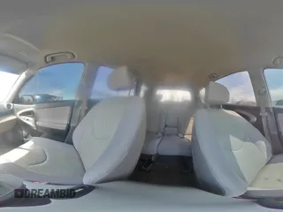 2008 Toyota RAV4 с VIN JTMBD33V786086891, выставлен на аукционе Copart как лот 52520735 с пробегом 181 961 миль миль и Списание • Salvage title. История ставок и продаж доступна на DreamBid. Изображение 14.