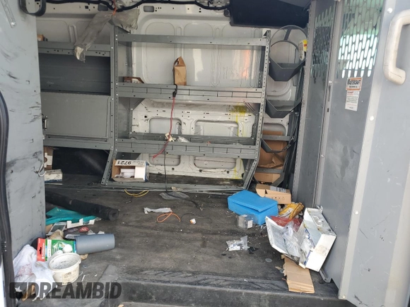 2017 Ford Transit с VIN 1FTYR1YG6HKB25598, выставлен на аукционе Copart как лот 69926424 с пробегом 104 473 миль миль и Списание • Salvage title. История ставок и продаж доступна на DreamBid. Изображение 10.