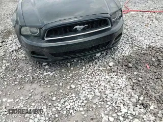 2013 Ford Mustang V6 с VIN 1ZVBP8AM5D5231065, выставлен на аукционе Copart как лот 60609505 с пробегом 228 509 миль миль и Списание • Salvage title. История ставок и продаж доступна на DreamBid. Изображение 14.