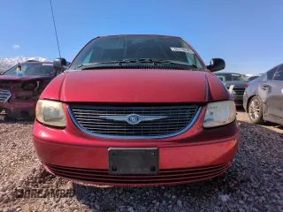 2002 Chrysler Town & Country eL with VIN 2C4GP34322R644608, listed as a Copart auction lot 46716585 with 218,557 mi miles and Clean Title. Bid and sale history available at carsss.com. Image 5.