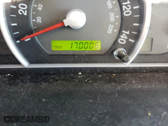 2008 Kia Sorento EX z VIN KNDJD736385773061, wystawiony jako Copart lot #40093723 z przebiegiem 170 006 mil mil oraz Czysty tytuł • Clean title. Historia ofert i sprzedaży dostępna na DreamBid. Obrazek 8.