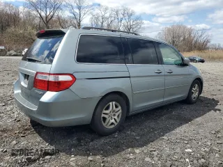 2005 Honda Odyssey EX with VIN 5FNRL38455B035925, listed as a Copart auction lot 51742315 with 213,322 mi miles and Clean Title. Bid and sale history available at carsss.com. Image 3.