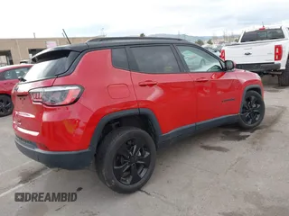 2021 Jeep Compass Latitude с VIN 3C4NJDBB4MT603079, выставлен на аукционе IAAI как лот 41783278 с пробегом 65 328 миль миль и . История ставок и продаж доступна на DreamBid. Изображение 4.
