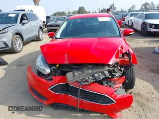 2016 Ford Focus SE с VIN 1FADP3F26GL271263, выставлен на аукционе IAAI как лот 42397304 с пробегом 60 774 миль миль и . История ставок и продаж доступна на DreamBid. Изображение 12.