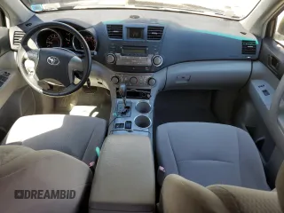 2009 Toyota Highlander z VIN JTEES41A892140115, wystawiony jako Copart lot #53072605 z przebiegiem 69 455 mil mil oraz Szkoda całkowita • Salvage title. Historia ofert i sprzedaży dostępna na DreamBid. Obrazek 8.