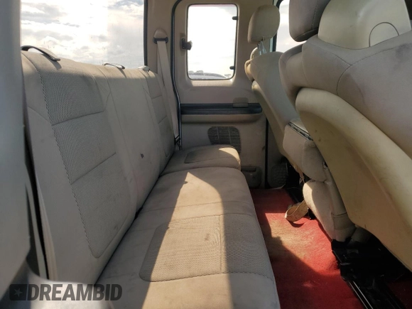 2006 Ford Super Duty F-250 XL with VIN 1FTSX21P06EC87623, listed as a Copart auction lot 54385985 with 211,691 mi miles and Clean Title. Bid and sale history available at carsss.com. Image 10.