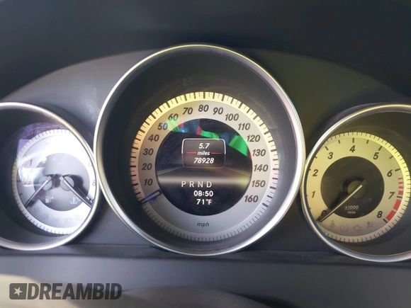2013 Mercedes-Benz C 350 with VIN WDDGJ5HB8DG042269, listed as a IAAI auction lot 41601302 with 78,928 mi miles and . Bid and sale history available at DreamBid. Image 7.