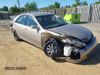 2006 Toyota Camry STD z VIN 4T1BE30K06U126692, wystawiony jako IAAI lot #42335766 z przebiegiem 74 000 mil mil oraz . Historia ofert i sprzedaży dostępna na DreamBid. Obrazek 1.