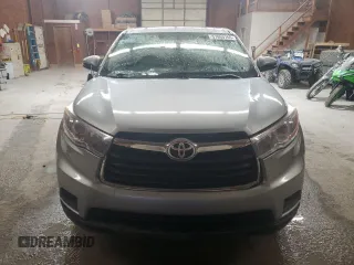 2015 Toyota Highlander LE z VIN 5TDBKRFHXFS217825, wystawiony jako Copart lot #57860765 z przebiegiem 221 930 mil mil oraz Szkoda całkowita • Salvage title. Historia ofert i sprzedaży dostępna na DreamBid. Obrazek 5.