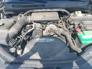 2006 Jeep Grand Cherokee Laredo with VIN 1J4GS48K56C260532, listed as a IAAI auction lot 42607110 with 153,110 mi miles and . Bid and sale history available at DreamBid. Image 10.