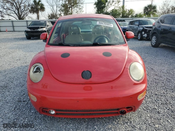 1999 Volkswagen New Beetle GLS with VIN 3VWCA21C6XM459729, listed as a Copart auction lot 88636985 with NaN miles and Clean Title. Bid and sale history available at carsss.com. Image 5.