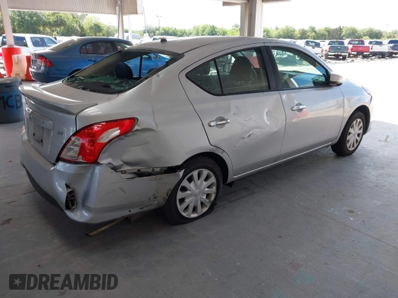 2019 Nissan Versa SV z VIN 3N1CN7AP0KL843210, wystawiony jako IAAI lot #42153678 z przebiegiem 94 408 mil mil oraz . Historia ofert i sprzedaży dostępna na DreamBid. Obrazek 4.