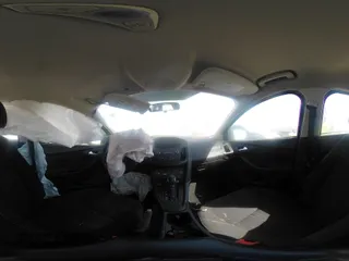 2017 Ford Focus SE с VIN 1FADP3F28HL204391, выставлен на аукционе IAAI как лот 41786975 с пробегом Не указан миль и . История ставок и продаж доступна на DreamBid. Изображение 18.