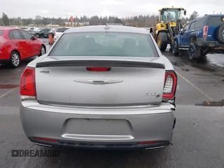 2017 Chrysler 300 S Alloy Edition with VIN 2C3CCABG7HH668880, listed as a IAAI auction lot 41706308 with 61,431 mi miles and . Bid and sale history available at DreamBid. Image 17.