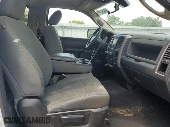 2018 Ram 1500 Express z VIN 3C6JR6AT6JG250644, wystawiony jako Copart lot #60257375 z przebiegiem 255 129 mil mil oraz Czysty tytuł • Clean title. Historia ofert i sprzedaży dostępna na DreamBid. Obrazek 10.