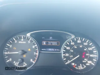 2019 Nissan Pathfinder SV z VIN 5N1DR2MN5KC651971, wystawiony jako IAAI lot #41997367 z przebiegiem 84 439 mil mil oraz . Historia ofert i sprzedaży dostępna na DreamBid. Obrazek 7.