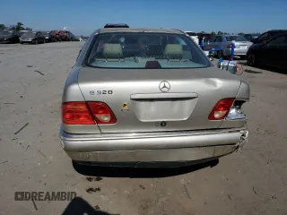 1997 Mercedes-Benz E-Class with VIN WDBJF55F8VJ031008, listed as a Copart auction lot 74305684 with 308,905 mi miles and Clean Title. Bid and sale history available at carsss.com. Image 6.