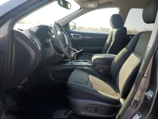 2017 Nissan Pathfinder SV with VIN 5N1DR2MN8HC678901, listed as a Copart auction lot 46907735 with 142,241 mi miles and Clean Title. Bid and sale history available at carsss.com. Image 7.