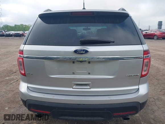 2013 Ford Explorer XLT with VIN 1FM5K7D8XDGC48662, listed as a IAAI auction lot 42182134 with 220,064 mi miles. Bid and sale history available at carsss.com. Image 16.