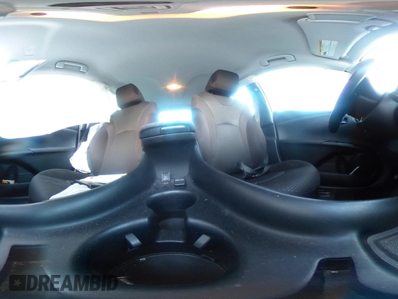 2020 Toyota Prius L Eco z VIN JTDKARFU9L3122010, wystawiony jako IAAI lot #41969655 z przebiegiem 76 250 mil mil oraz . Historia ofert i sprzedaży dostępna na DreamBid. Obrazek 18.