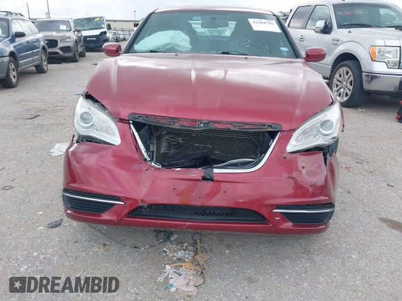 2013 Chrysler 200 Touring z VIN 1C3CCBBB0DN525474, wystawiony jako IAAI lot #42104782 z przebiegiem 67 418 mil mil oraz . Historia ofert i sprzedaży dostępna na DreamBid. Obrazek 6.