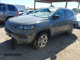 2023 Jeep Compass Sport с VIN 3C4NJDAN2PT525823, выставлен на аукционе IAAI как лот 41861831 с пробегом 39 405 миль миль и . История ставок и продаж доступна на DreamBid. Изображение 2.