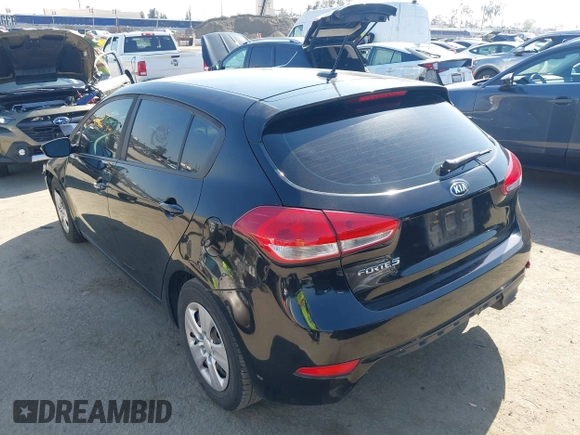 2017 Kia Forte LX with VIN KNAFK5A87H5696373, listed as a IAAI auction lot 41981938 with 63,181 mi miles and . Bid and sale history available at carsss.com. Image 3.