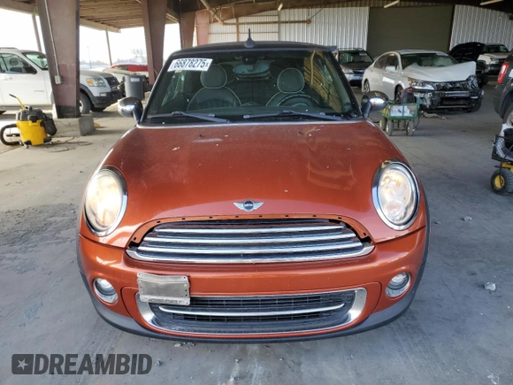 2011 MINI Convertible с VIN WMWZN3C59BTZ89481, выставлен на аукционе Copart как лот 66878275 с пробегом 161 303 миль миль и Чистый • Clean title. История ставок и продаж доступна на DreamBid. Изображение 5.
