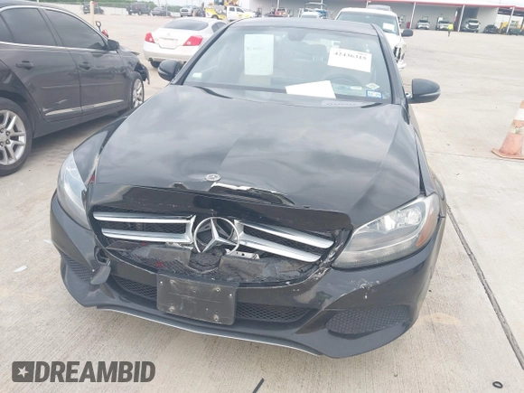 2018 Mercedes-Benz C 300 z VIN WDDWF4JB6JR332530, wystawiony jako IAAI lot #42436315 z przebiegiem 61 234 mil mil oraz . Historia ofert i sprzedaży dostępna na DreamBid. Obrazek 6.