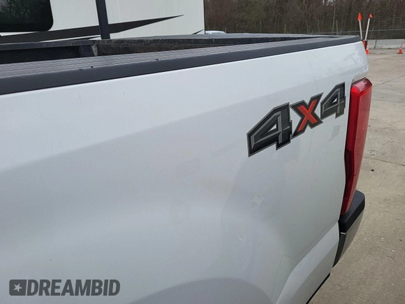 2017 Ford Super Duty F-250 SRW Lariat with VIN 1FT7W2BTXHED77952, listed as a IAAI auction lot 42143164 with 153,339 mi miles. Bid and sale history available at carsss.com. Image 1.
