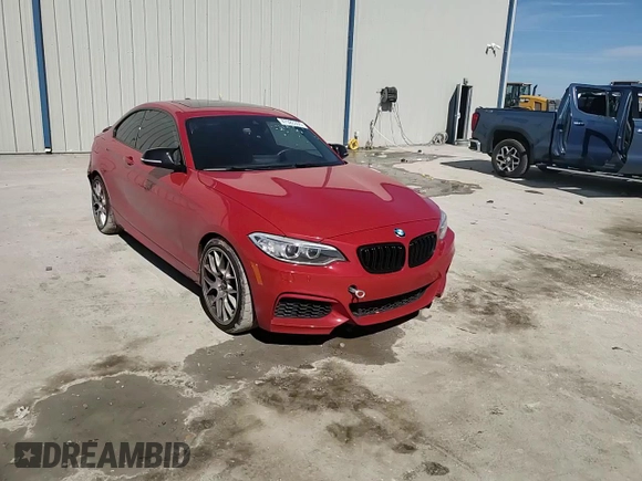 2016 BMW 2 Series M235i with VIN WBA1J7C50GV359456, listed as a Copart auction lot 47385355 with 68,895 mi miles and Salvage title. Bid and sale history available at DreamBid. Image 10.
