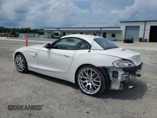 2009 BMW Z4 sDrive35i with VIN WBALM73519E381601, listed as a Copart auction lot 60823745 with 75,635 mi miles and Salvage title. Bid and sale history available at DreamBid. Image 2.